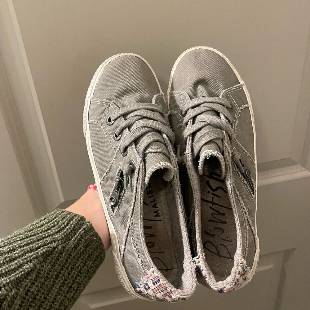 Blowfish Women's Casual Gray Malibu Sneakers